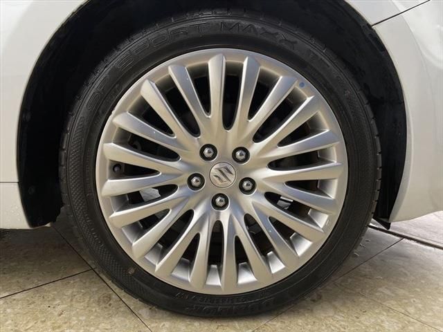 Suzuki KIZASHI 2010-01 194241-14