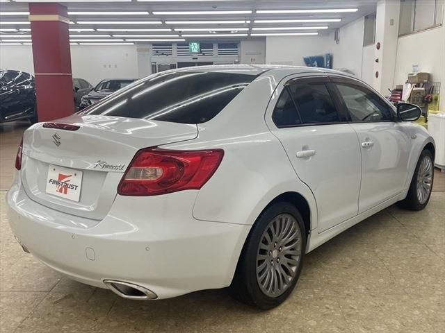 Suzuki KIZASHI 2010-01 194241-4
