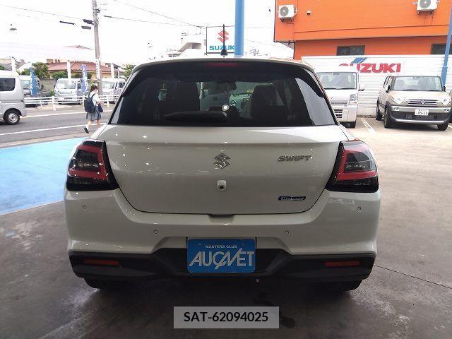 Suzuki SWIFT 2024-01 320957-1