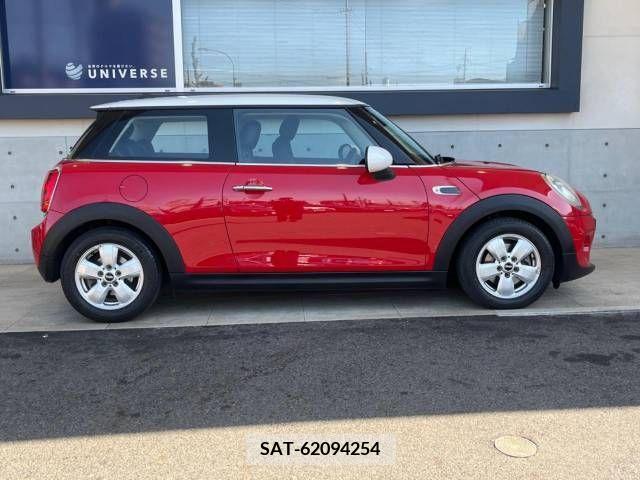 Bmw MINI 2018-02 212186-19