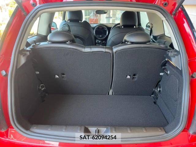 Bmw MINI 2018-02 212186-12