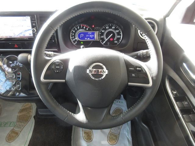 Nissan DAYZ ROOX 2018-07 21422-12