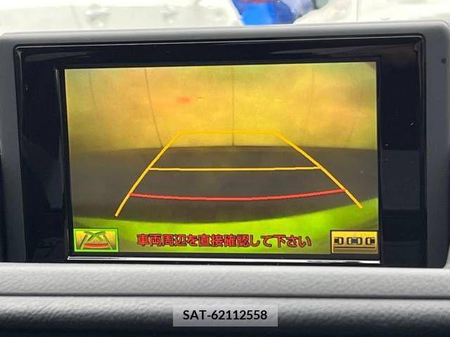 Lexus CT 2011-08 223736-2