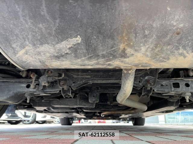 Lexus CT 2011-08 223736-19