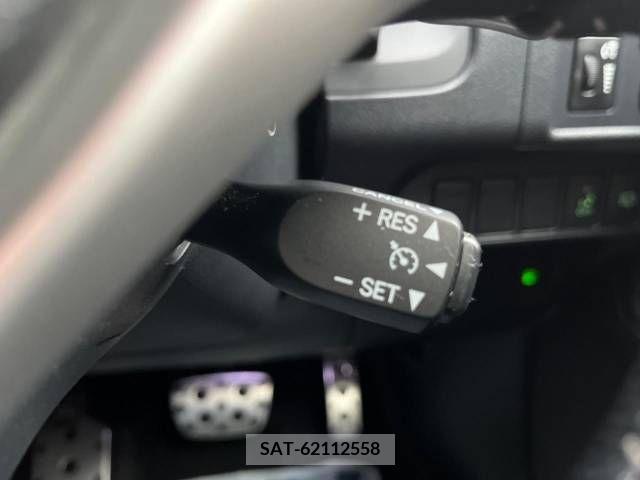 Lexus CT 2011-08 223736-5