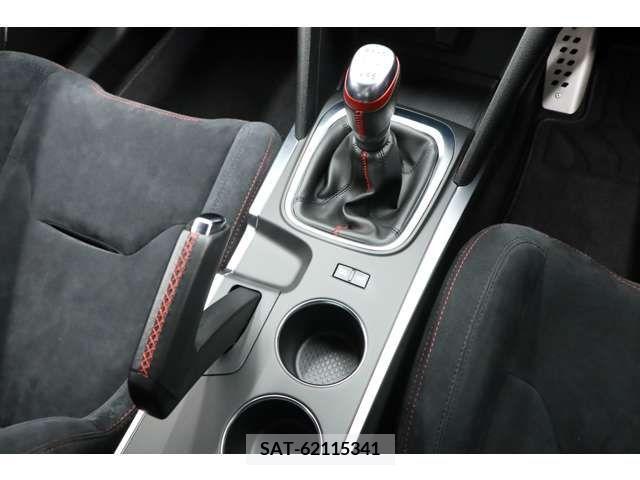 Renault MEGANE 2020-03 393643-13
