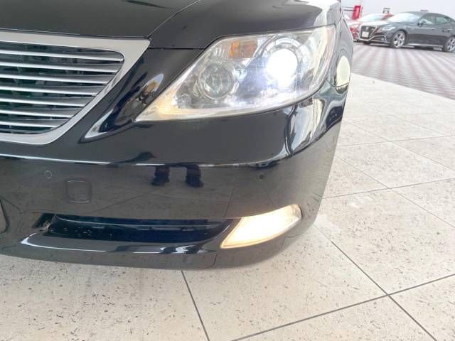 Lexus LS 2009-02 11853-13