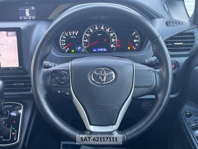 Toyota VOXY 2014-08 321403-10