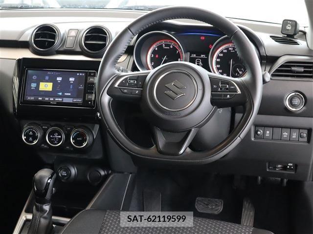 Suzuki SWIFT 2019-02 383139-1