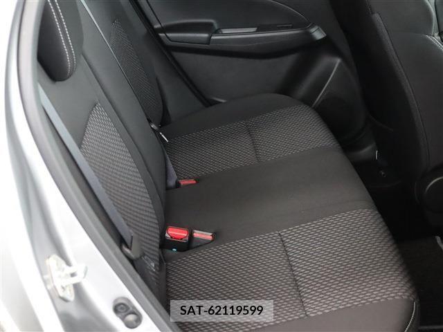 Suzuki SWIFT 2019-02 383139-8