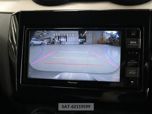 Suzuki SWIFT 2019-02 383139-3