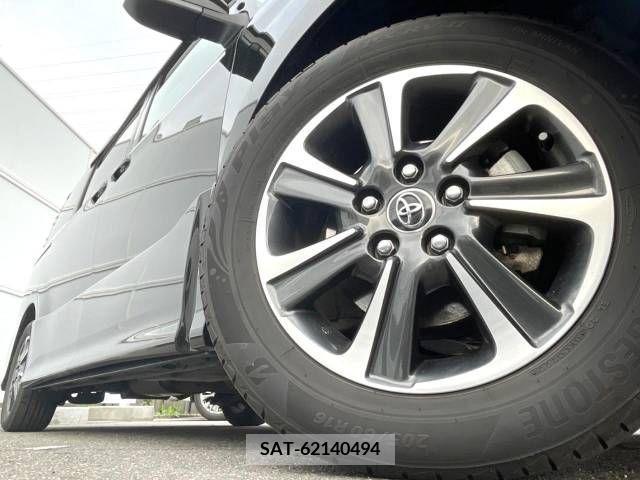 Toyota VOXY 2018-01 289227-13