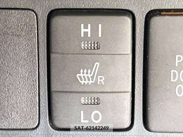 Toyota SPADE 2013-11 394264-6