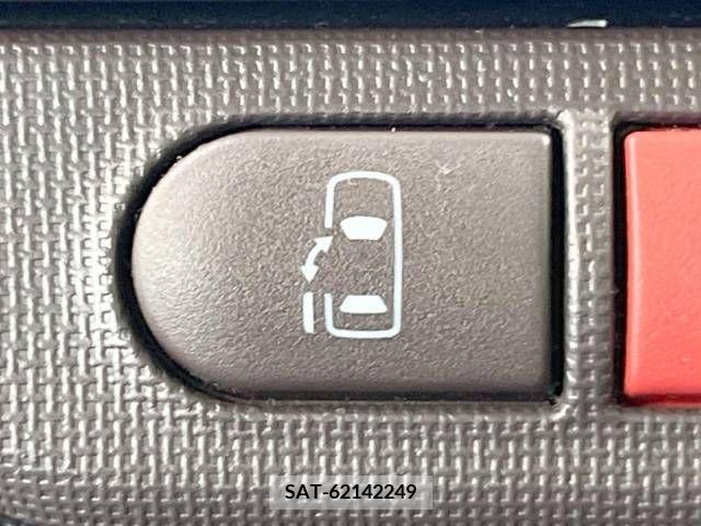 Toyota SPADE 2013-11 394264-5
