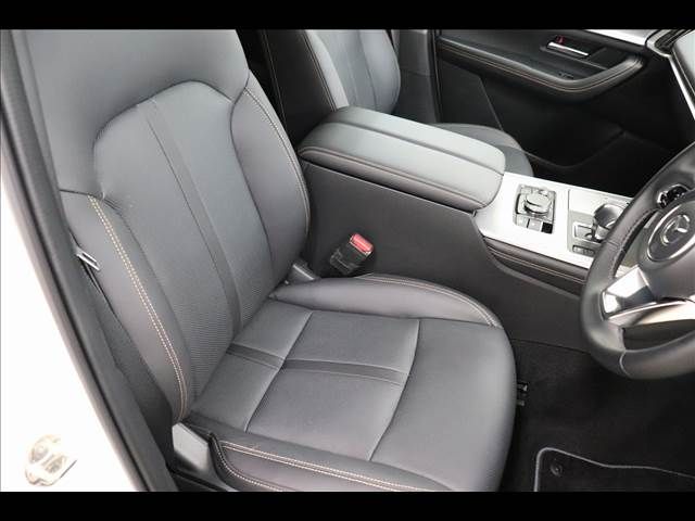 Mazda CX-60 2023-02 14121-10