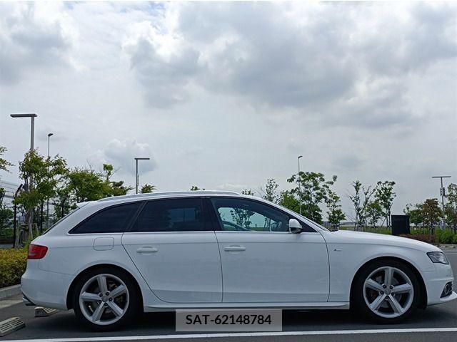 Audi A4 2011-09 261067-10