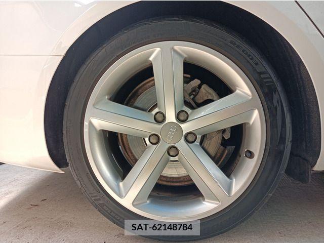 Audi A4 2011-09 261067-16