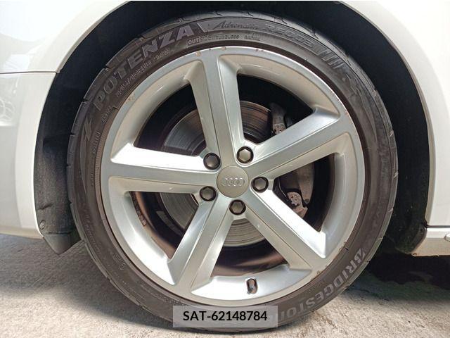 Audi A4 2011-09 261067-15