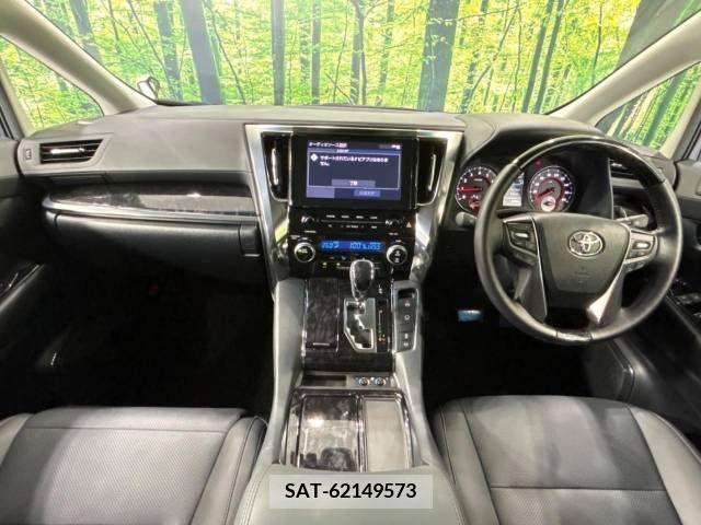 Toyota ALPHARD 2021-03 279810-1