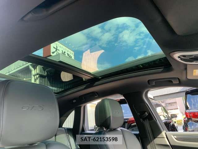 Porsche MACAN 2022-02 366250-1