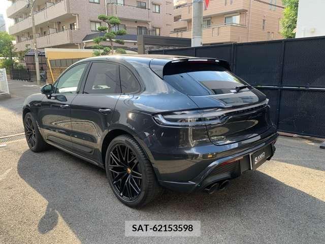 Porsche MACAN 2022-02 366250-8