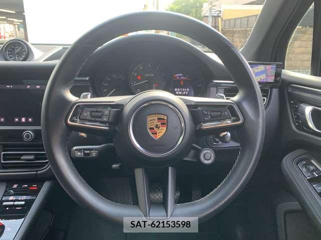 Porsche MACAN 2022-02 366250-14