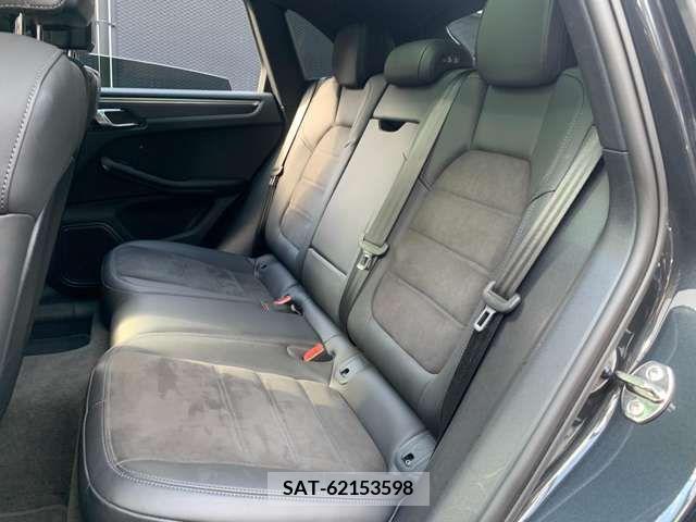Porsche MACAN 2022-02 366250-13