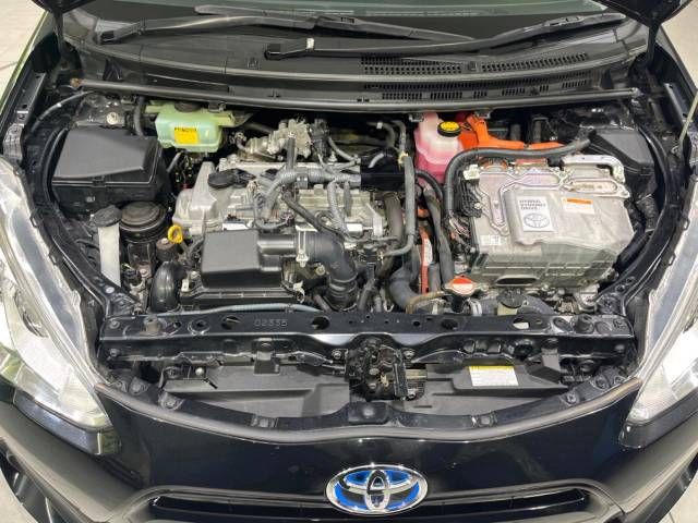 Toyota AQUA 2016-07 16799-18