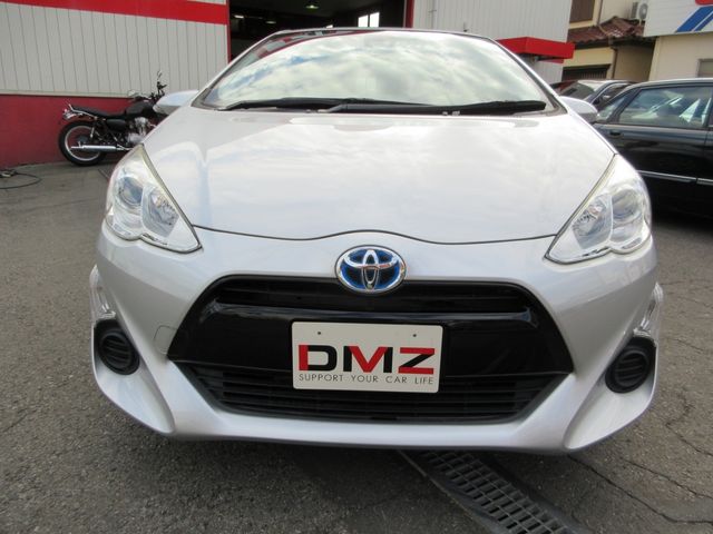 Toyota AQUA 2016-08 196634-2