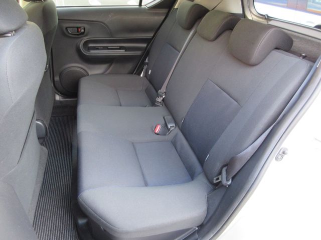 Toyota AQUA 2016-08 196634-12