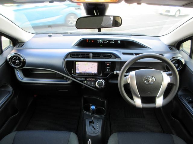Toyota AQUA 2016-08 196634-14