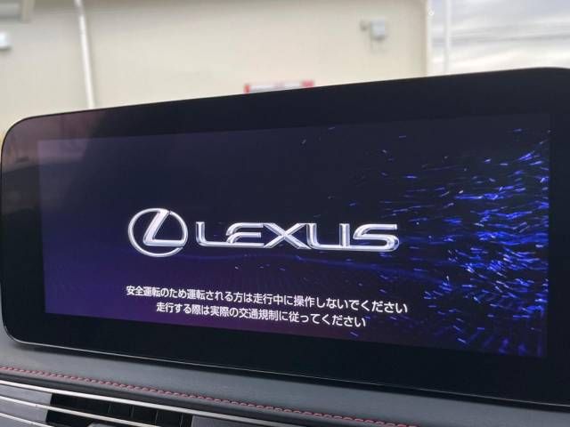 Lexus LS 2021-05 194438-3