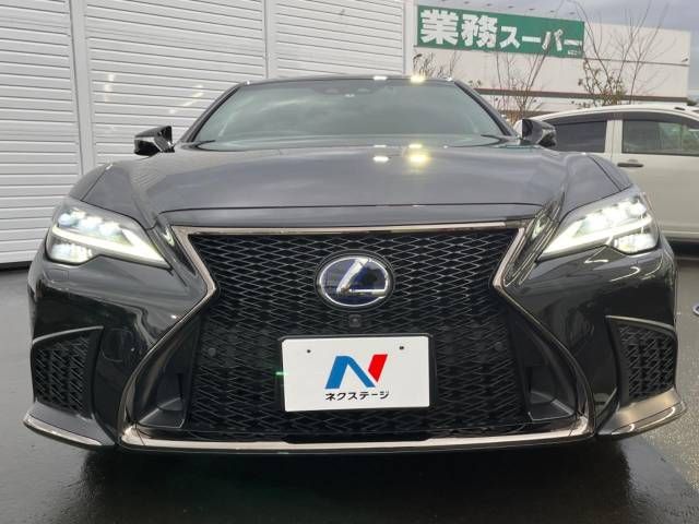Lexus LS 2021-05 194438-12