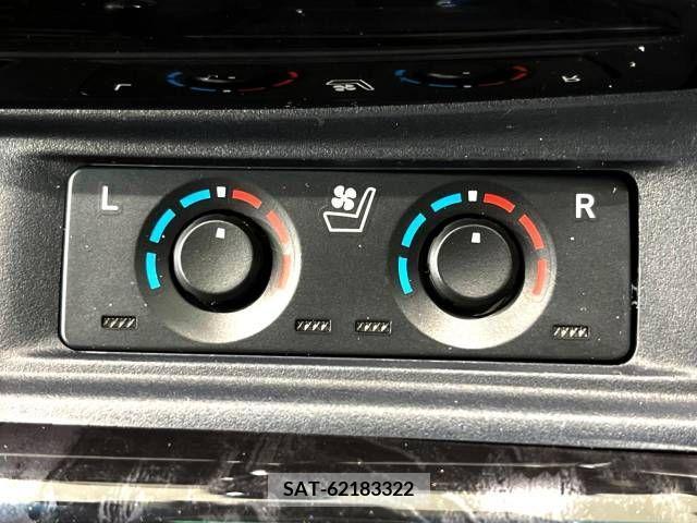 Toyota ALPHARD 2023-03 279770-11