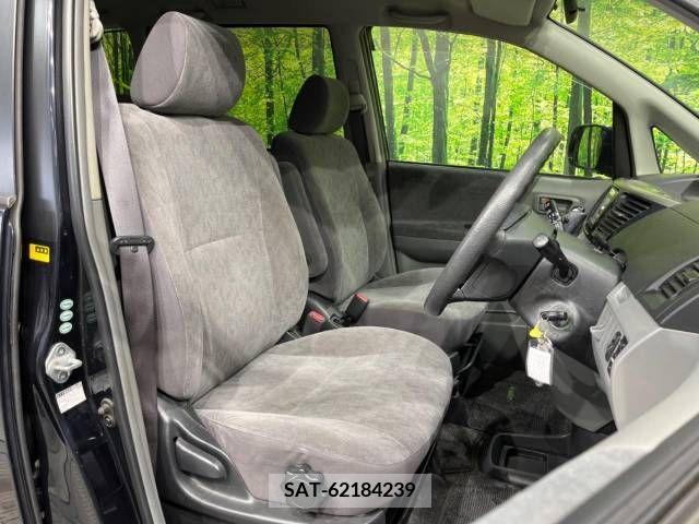 Toyota VOXY 2005-09 289173-8