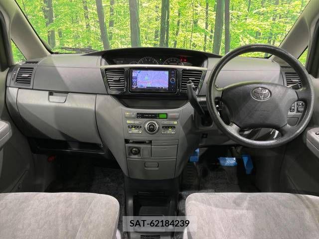 Toyota VOXY 2005-09 289173-1