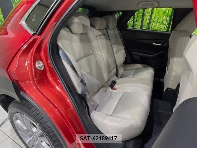 Mazda CX-30 2022-02 377084-9