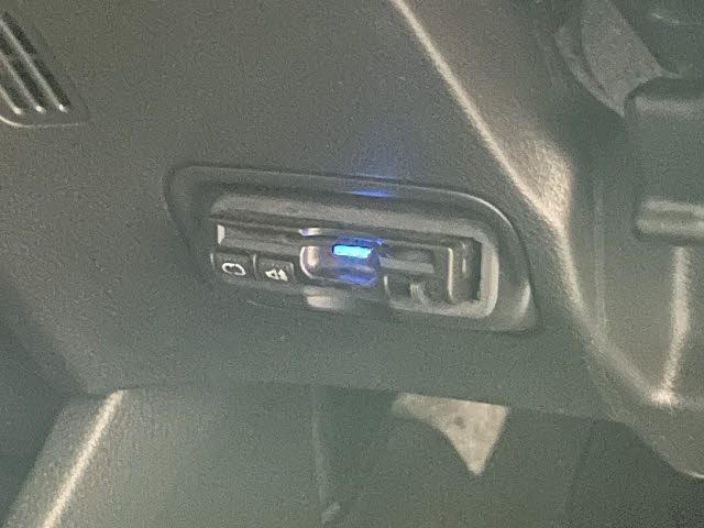 Honda VEZEL 2015-03 6073-21