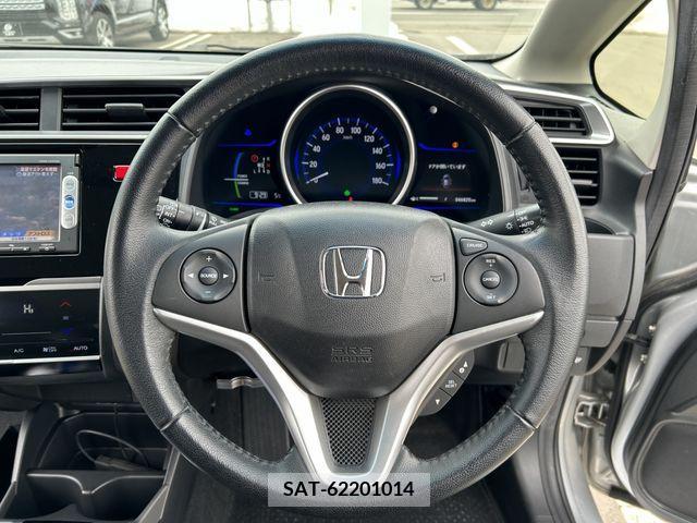 Honda FIT HYBRID 2013-12 269696-8