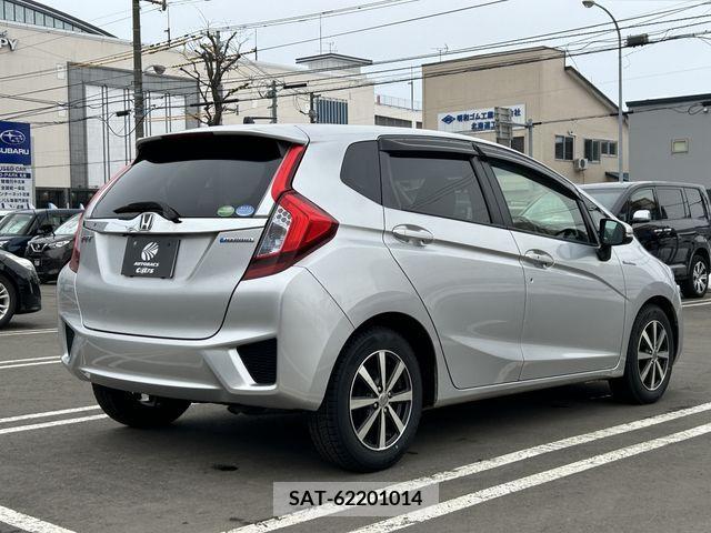 Honda FIT HYBRID 2013-12 269696-1