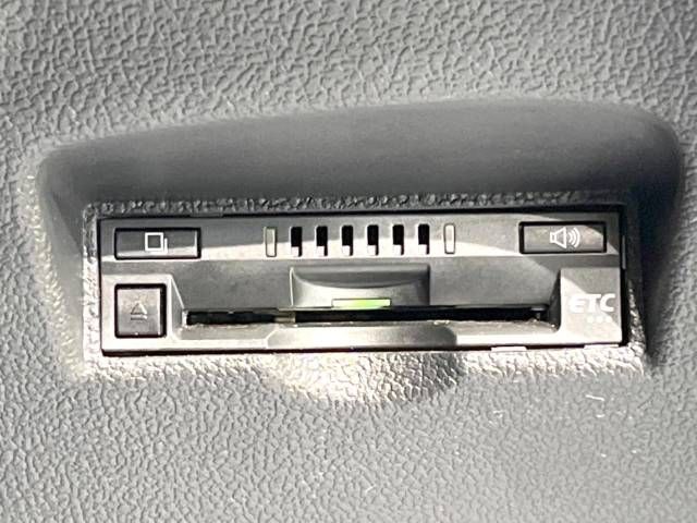 Toyota PRIUS 2019-08 23453-6