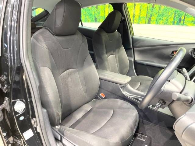 Toyota PRIUS 2019-08 23453-8