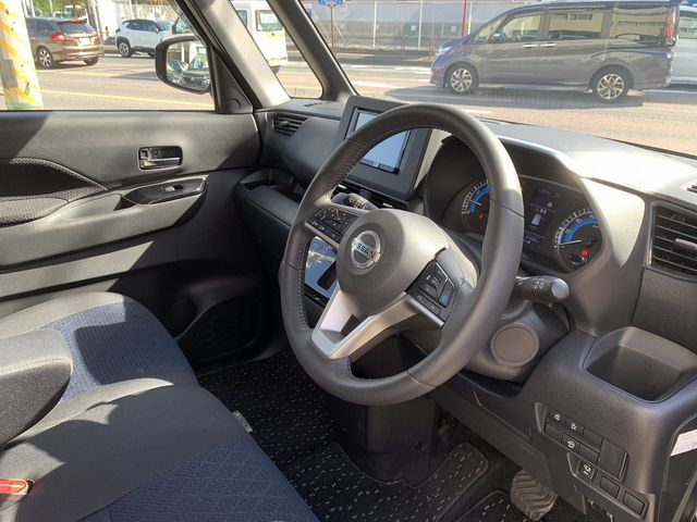 Nissan ROOX 2020-12 24825-4