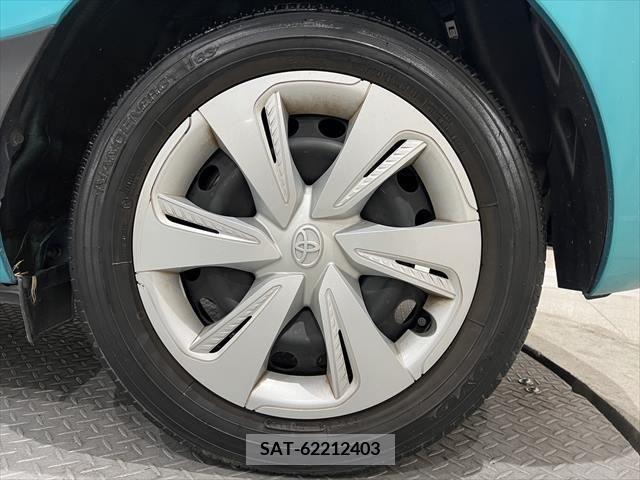 Toyota SIENTA 2018-10 330360-29