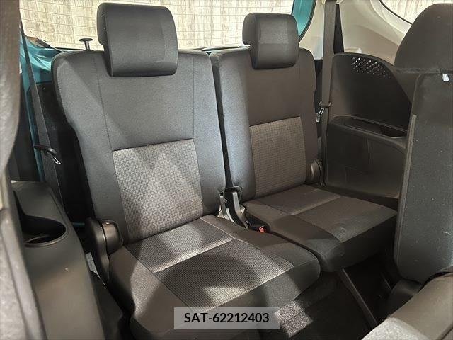 Toyota SIENTA 2018-10 330360-10
