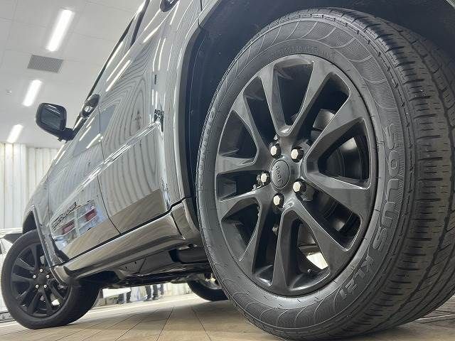 Jeep GRAND CHEROKEE 2020-07 23782-19