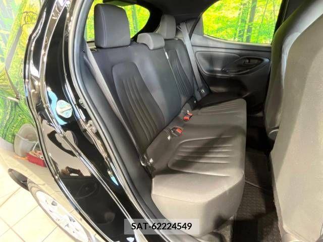 Toyota YARIS 2023-06 371481-9