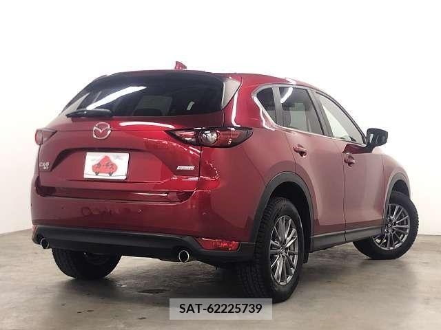 Mazda CX-5 2017-02 214457-2