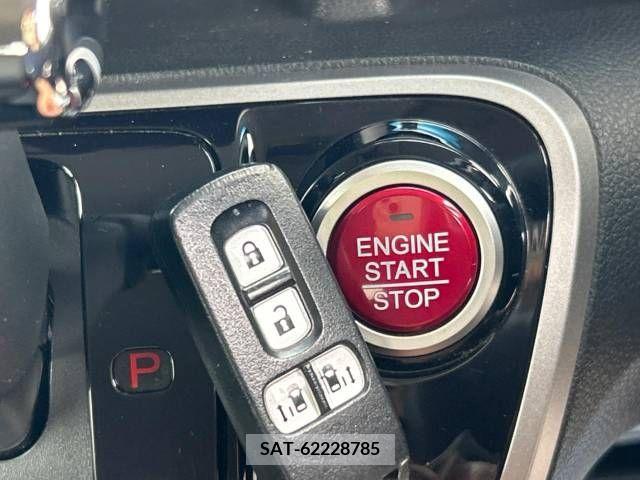 Honda N BOX CUSTOM 2014-01 336766-7