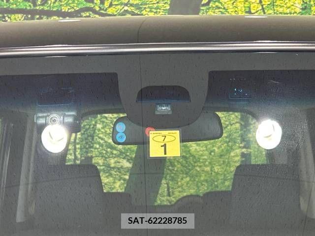Honda N BOX CUSTOM 2014-01 336766-2